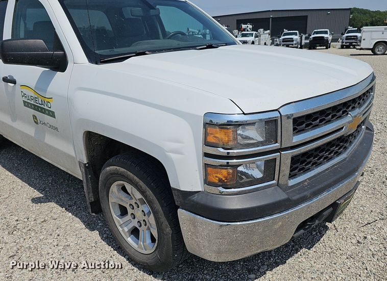 image for item DP6511 2015 Chevrolet Silverado 1500 Double Cab pickup truck