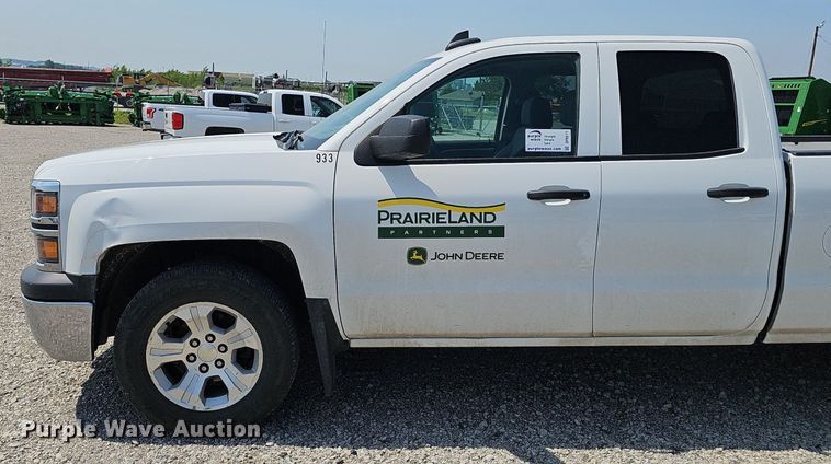 image for item DP6511 2015 Chevrolet Silverado 1500 Double Cab pickup truck