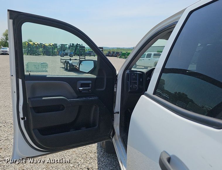 image for item DP6511 2015 Chevrolet Silverado 1500 Double Cab pickup truck