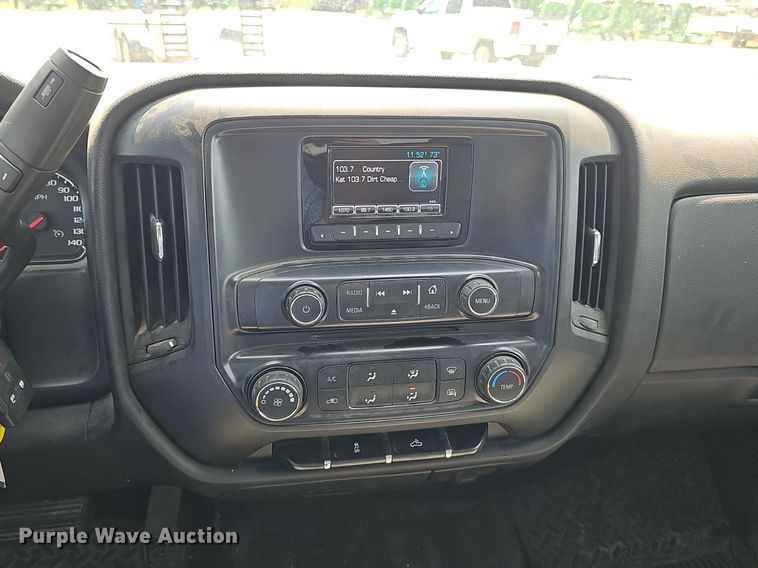 image for item DP6511 2015 Chevrolet Silverado 1500 Double Cab pickup truck