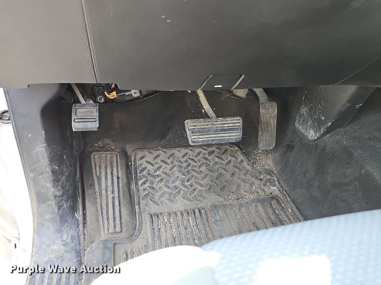 image for item DP6511 2015 Chevrolet Silverado 1500 Double Cab pickup truck