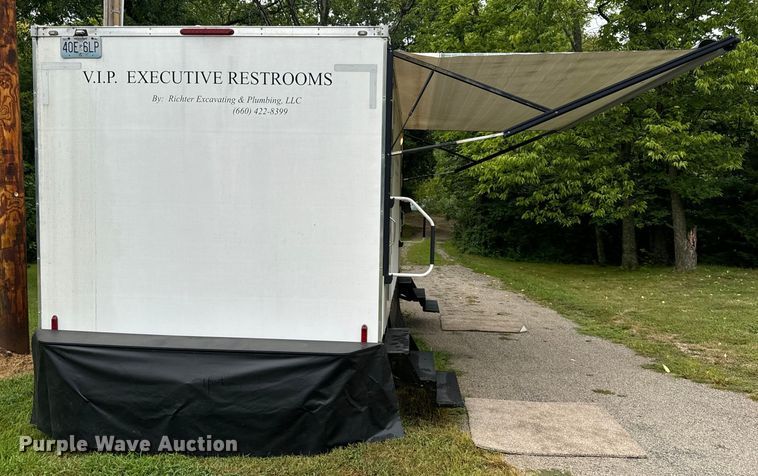 image for item DP6672 2014 Custom Concessions  portable restroom 