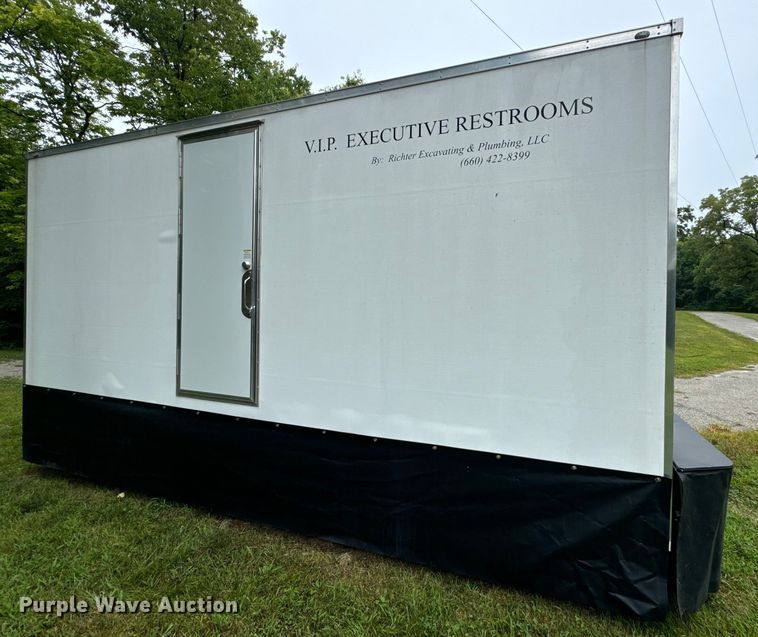 image for item DP6672 2014 Custom Concessions  portable restroom 