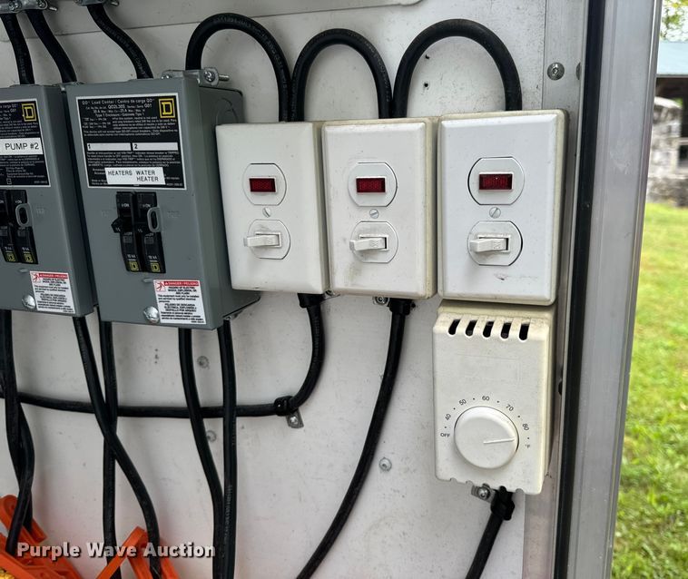 image for item DP6672 2014 Custom Concessions  portable restroom 