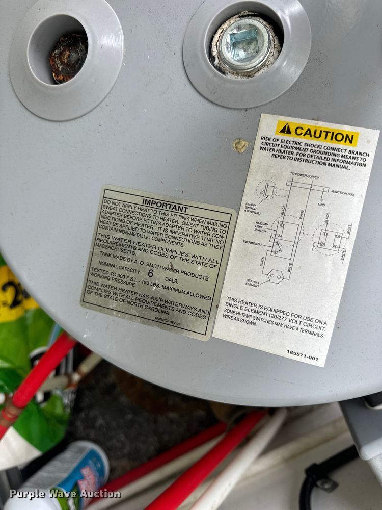 image for item DP6672 2014 Custom Concessions  portable restroom 