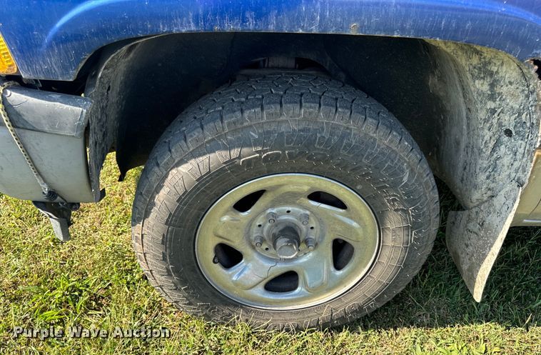 image for item DP6679 1994 Dodge Ram 1500 pickup truck