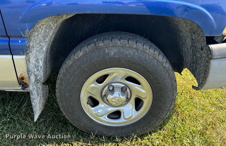 image for item DP6679 1994 Dodge Ram 1500 pickup truck