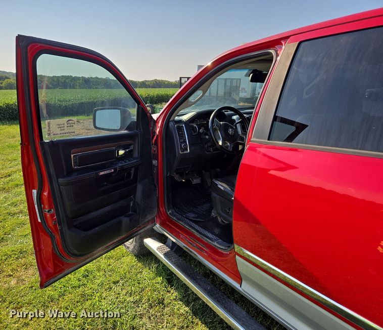 image for item DP6682 2014 Dodge Ram 2500HD Crew Cab pickup truck