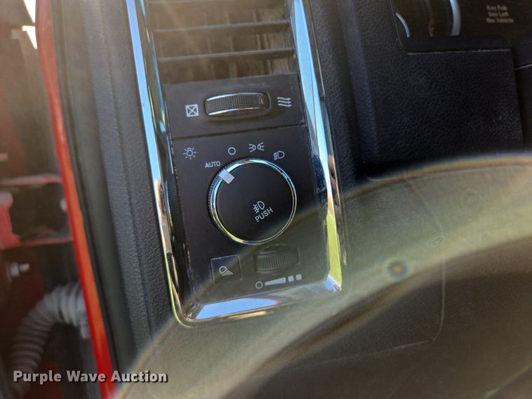 image for item DP6682 2014 Dodge Ram 2500HD Crew Cab pickup truck