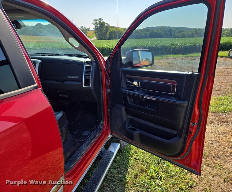 image for item DP6682 2014 Dodge Ram 2500HD Crew Cab pickup truck