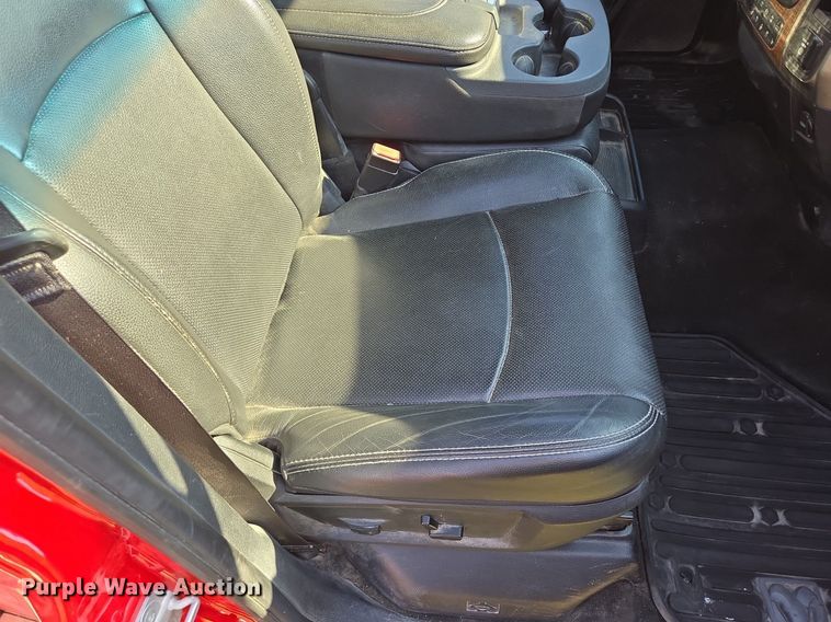 image for item DP6682 2014 Dodge Ram 2500HD Crew Cab pickup truck