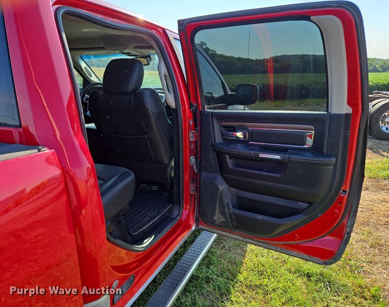 image for item DP6682 2014 Dodge Ram 2500HD Crew Cab pickup truck