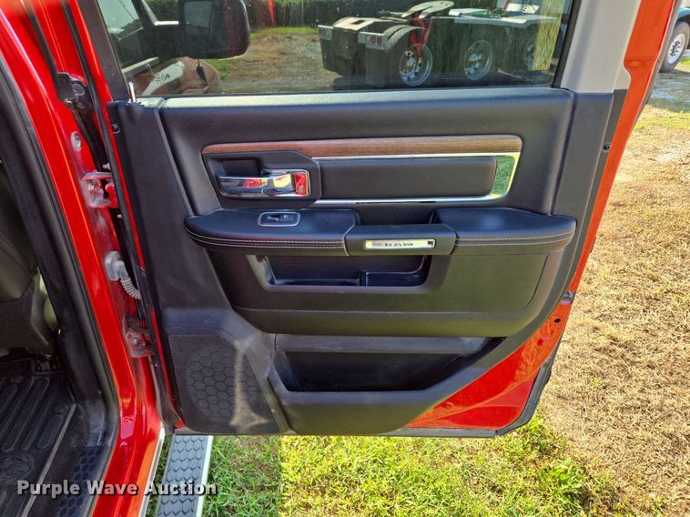 image for item DP6682 2014 Dodge Ram 2500HD Crew Cab pickup truck