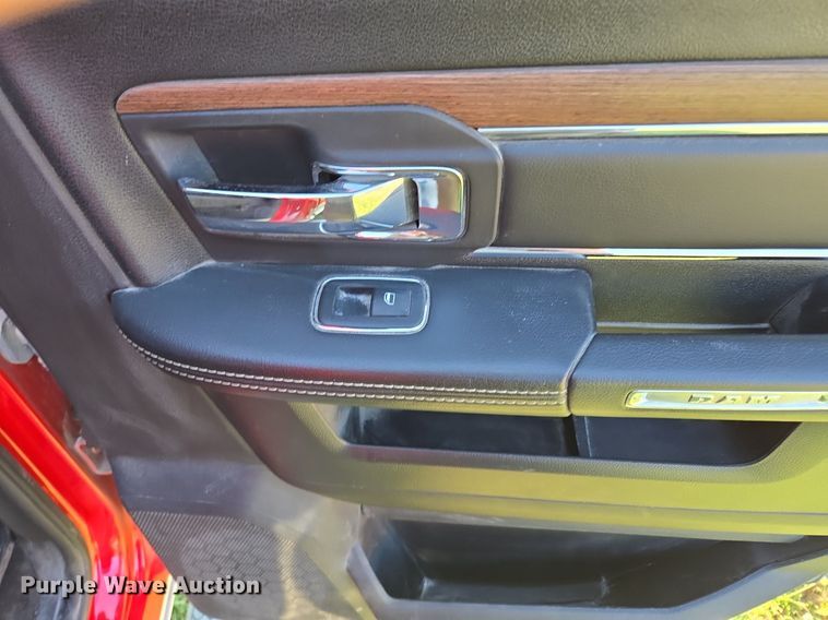 image for item DP6682 2014 Dodge Ram 2500HD Crew Cab pickup truck