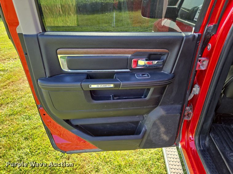 image for item DP6682 2014 Dodge Ram 2500HD Crew Cab pickup truck