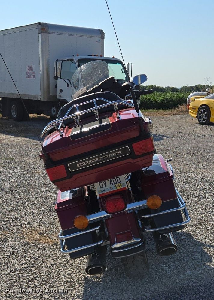 image for item DP6693 2007 Harley Davidson  Ultra Glide  motorcycle