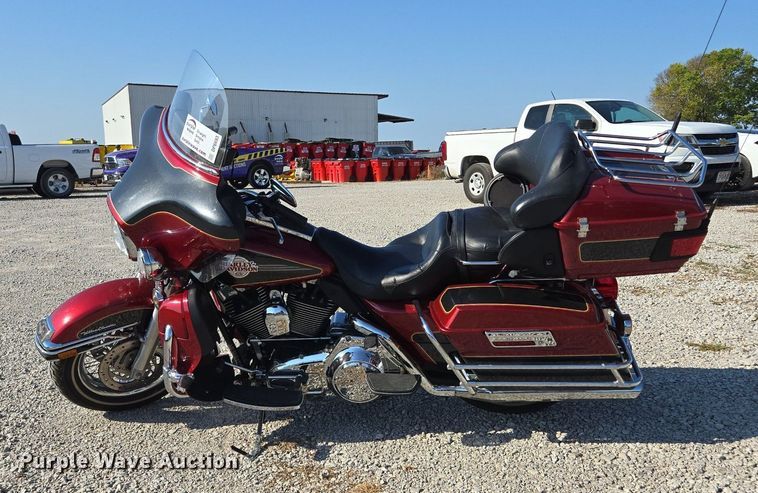 image for item DP6693 2007 Harley Davidson  Ultra Glide  motorcycle