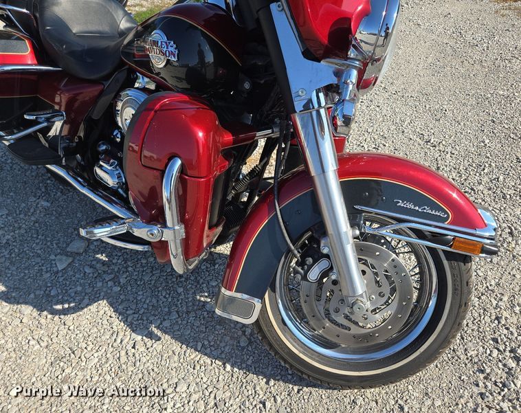 image for item DP6693 2007 Harley Davidson  Ultra Glide  motorcycle