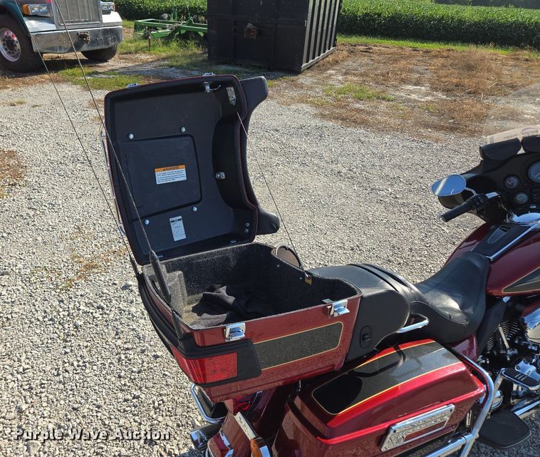 image for item DP6693 2007 Harley Davidson  Ultra Glide  motorcycle