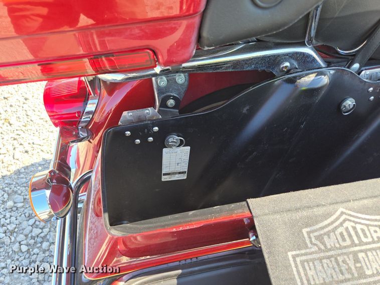 image for item DP6693 2007 Harley Davidson  Ultra Glide  motorcycle