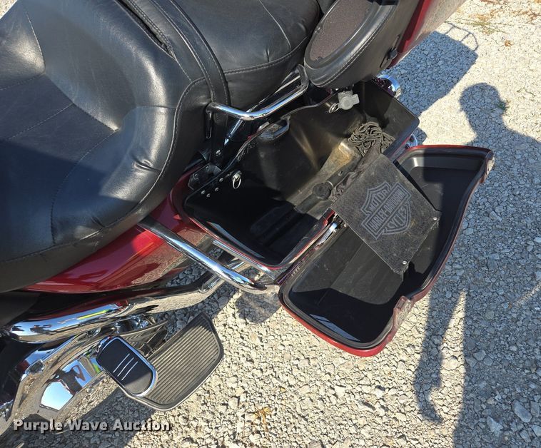 image for item DP6693 2007 Harley Davidson  Ultra Glide  motorcycle