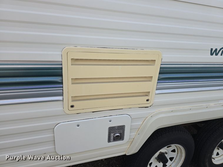 image for item DQ4474 1994 Wilderness 265H camper