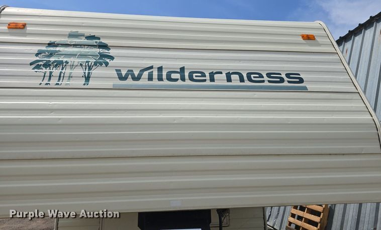 image for item DQ4474 1994 Wilderness 265H camper