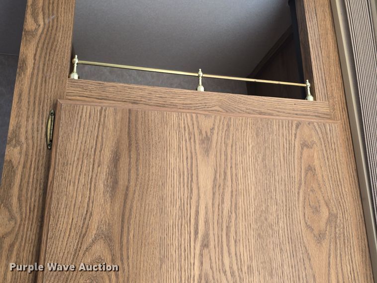 image for item DQ4474 1994 Wilderness 265H camper