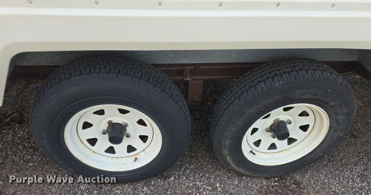 image for item DQ4474 1994 Wilderness 265H camper