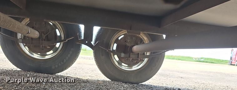 image for item DQ4474 1994 Wilderness 265H camper