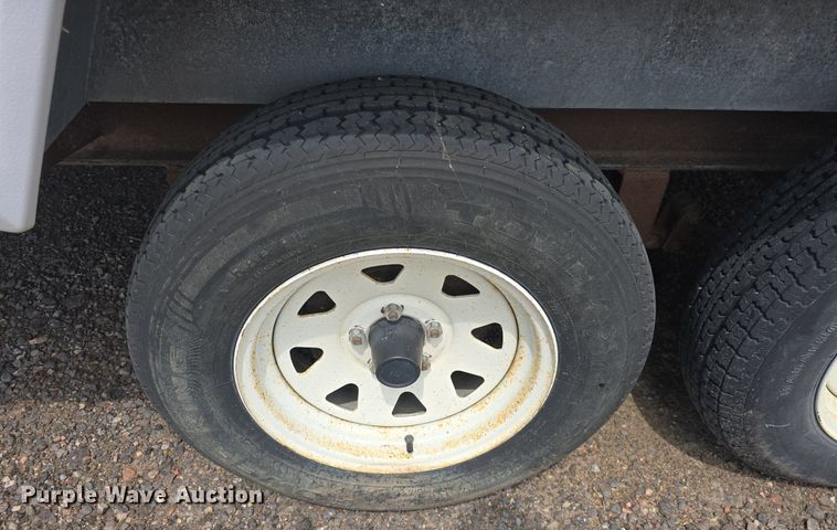 image for item DQ4474 1994 Wilderness 265H camper