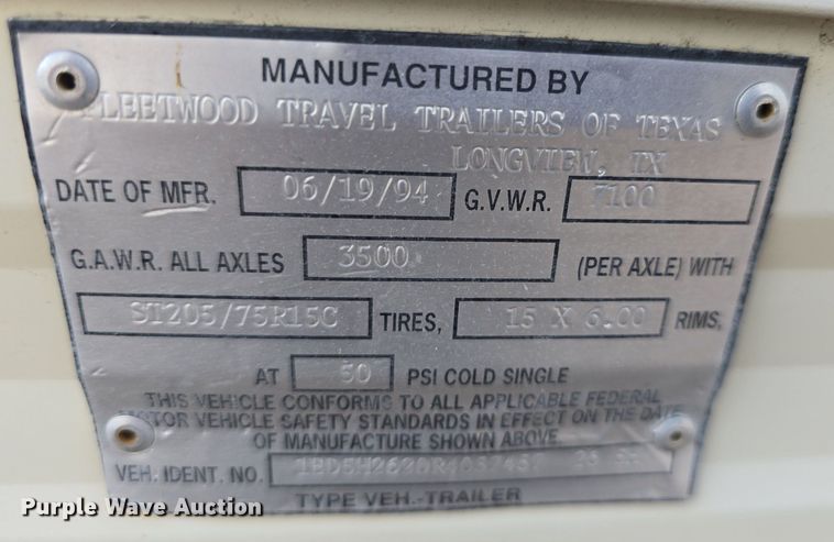 image for item DQ4474 1994 Wilderness 265H camper