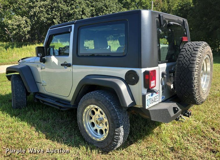 image for item DQ5135 2010 Jeep Wrangler Rubicon 