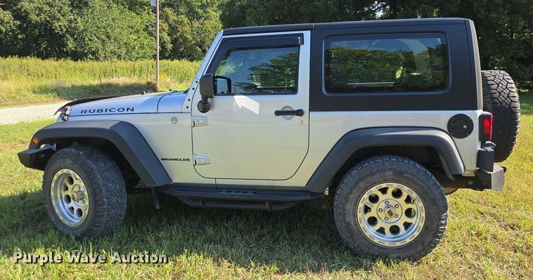 image for item DQ5135 2010 Jeep Wrangler Rubicon 