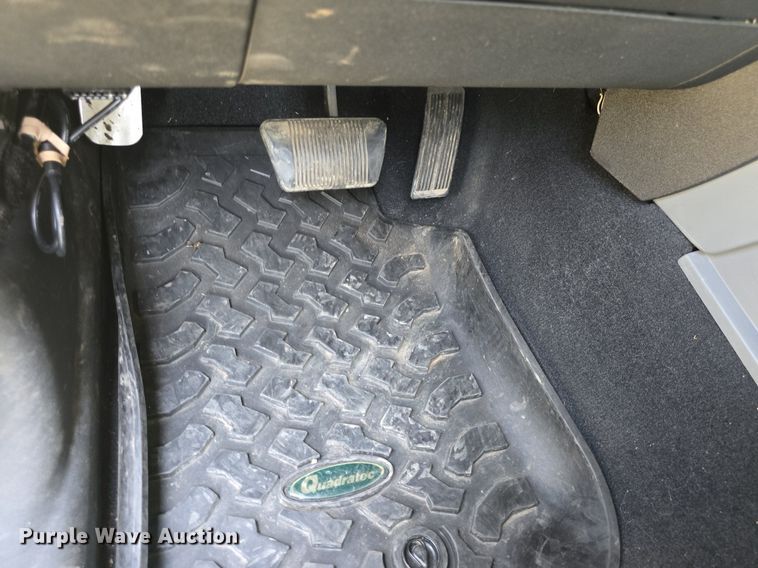 image for item DQ5135 2010 Jeep Wrangler Rubicon 