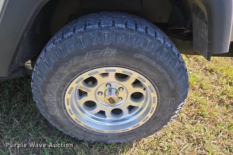 image for item DQ5135 2010 Jeep Wrangler Rubicon 