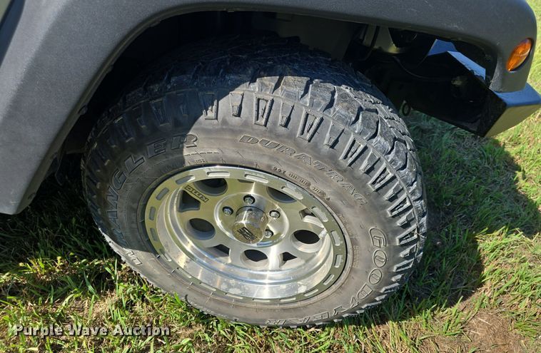 image for item DQ5135 2010 Jeep Wrangler Rubicon 