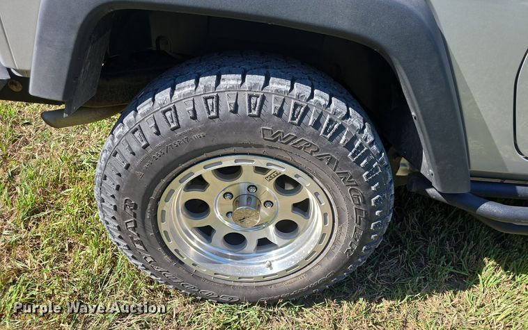 image for item DQ5135 2010 Jeep Wrangler Rubicon 