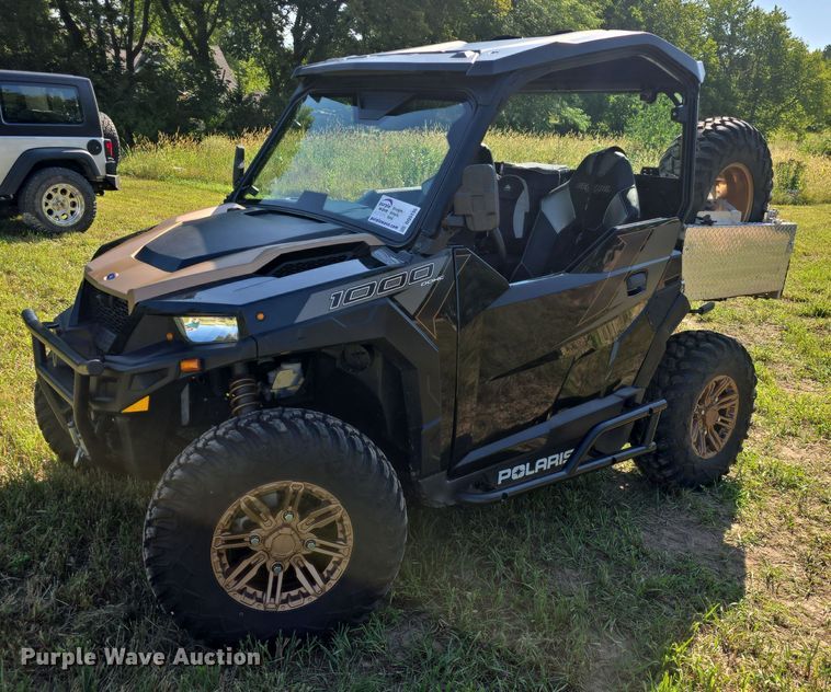 image for item DQ5136 2019 Polaris utility vehicle