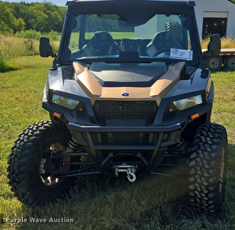 image for item DQ5136 2019 Polaris utility vehicle