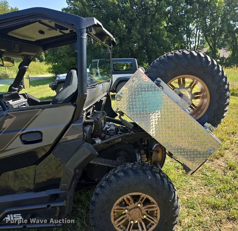 image for item DQ5136 2019 Polaris utility vehicle
