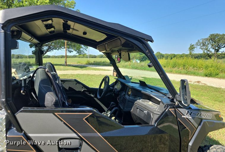 image for item DQ5136 2019 Polaris utility vehicle