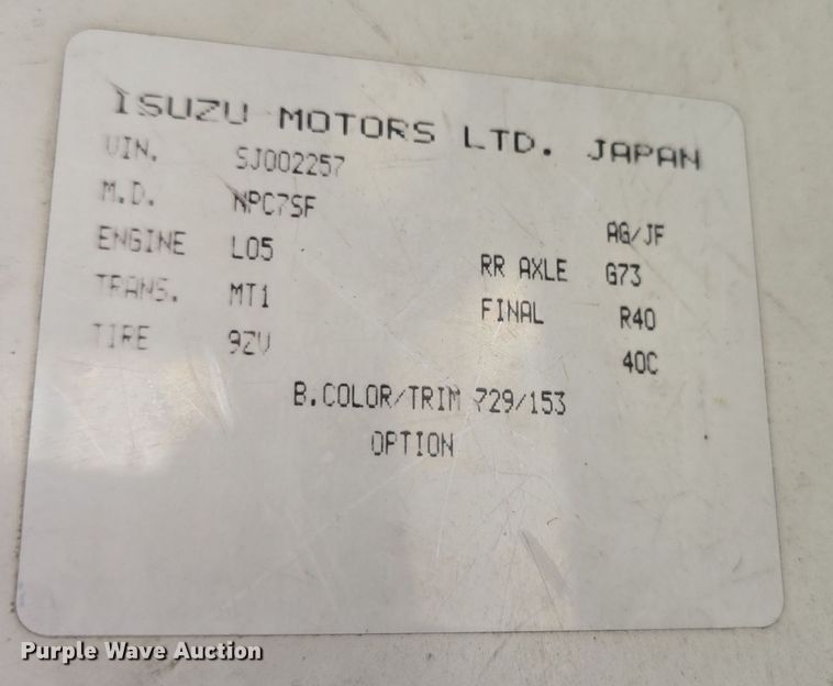 image for item DQ5138 1995 GMC W4 truck cab and chassis