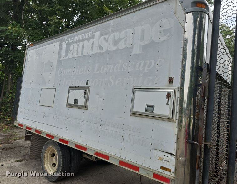 image for item DQ5139 2004 Isuzu NQR box truck