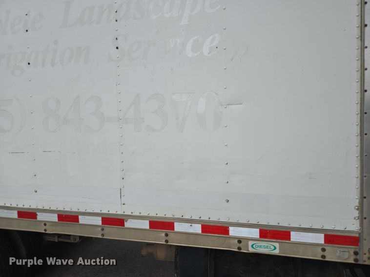 image for item DQ5140 2000 Isuzu NPR box truck