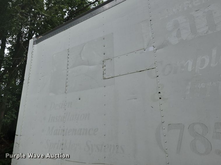 image for item DQ5140 2000 Isuzu NPR box truck