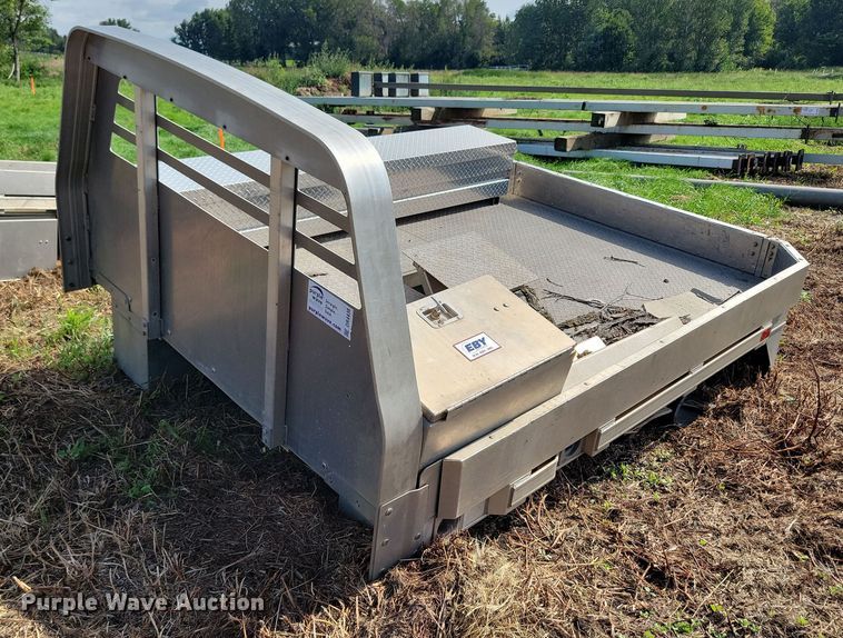 image for item DR4438 EBY 8600 flatbed