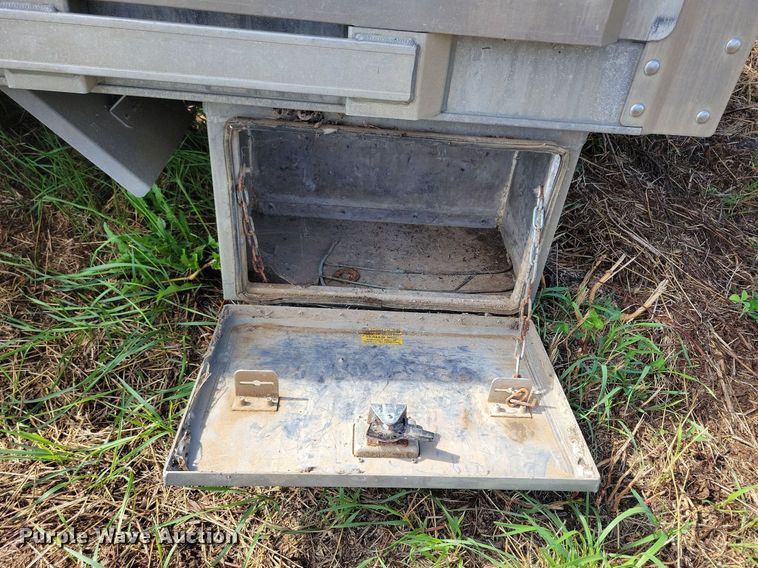 image for item DR4438 EBY 8600 flatbed