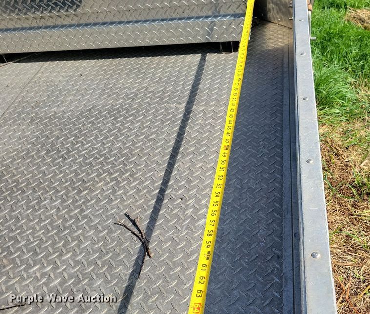 image for item DR4438 EBY 8600 flatbed