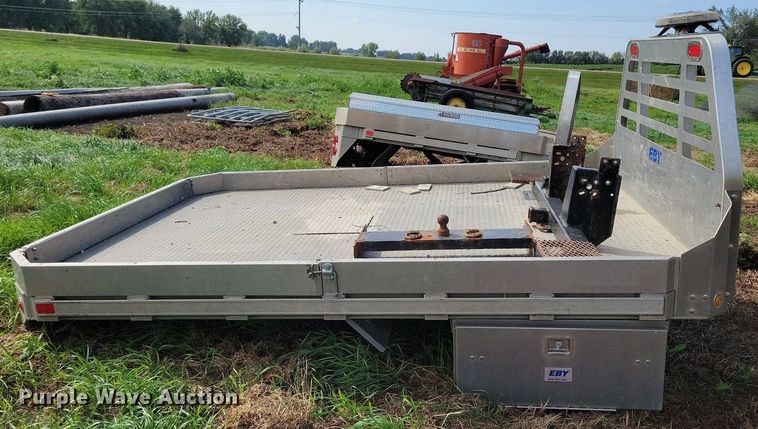 image for item DR4439 EBY 1100 flatbed